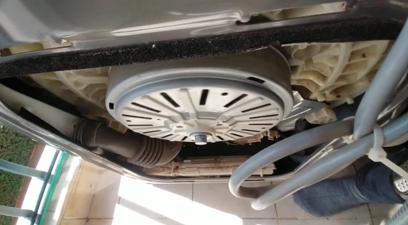 Samsung front-load washer repair Ventura CA — door boot seal drum bearing failure